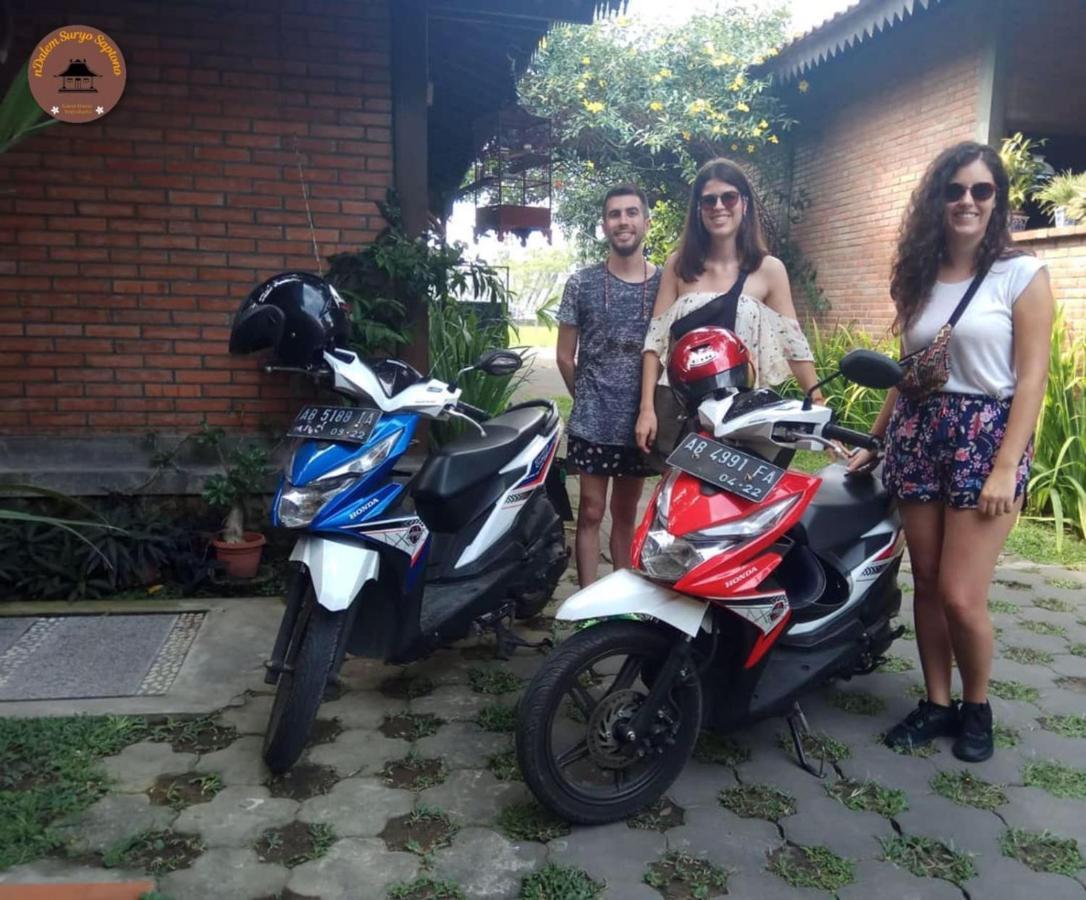 Ndalem Suryo Saptono Guest House Tugu Екстер'єр фото